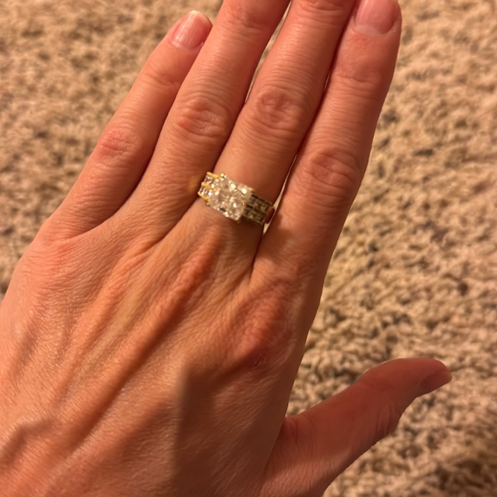Fashion Ring